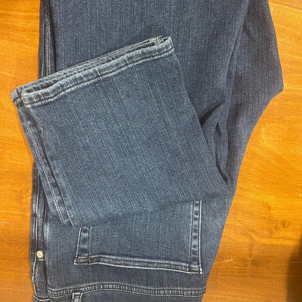Women’s Classic Blue Jeans